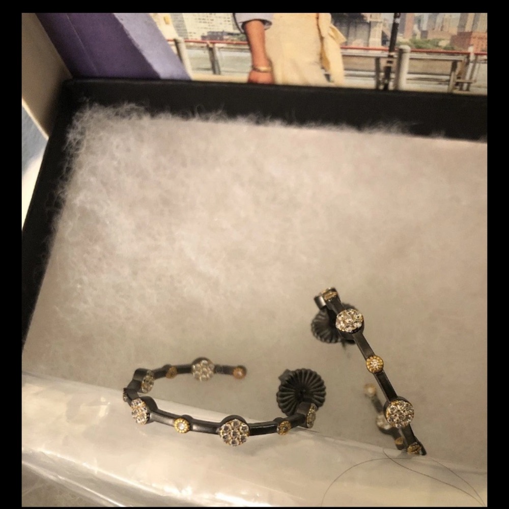 FREIDA ROTHMAN 1.25” Hoop Earrings STARRY NIGHT Gold & Rhodium Over SS NEW $295 - Picture 13 of 16